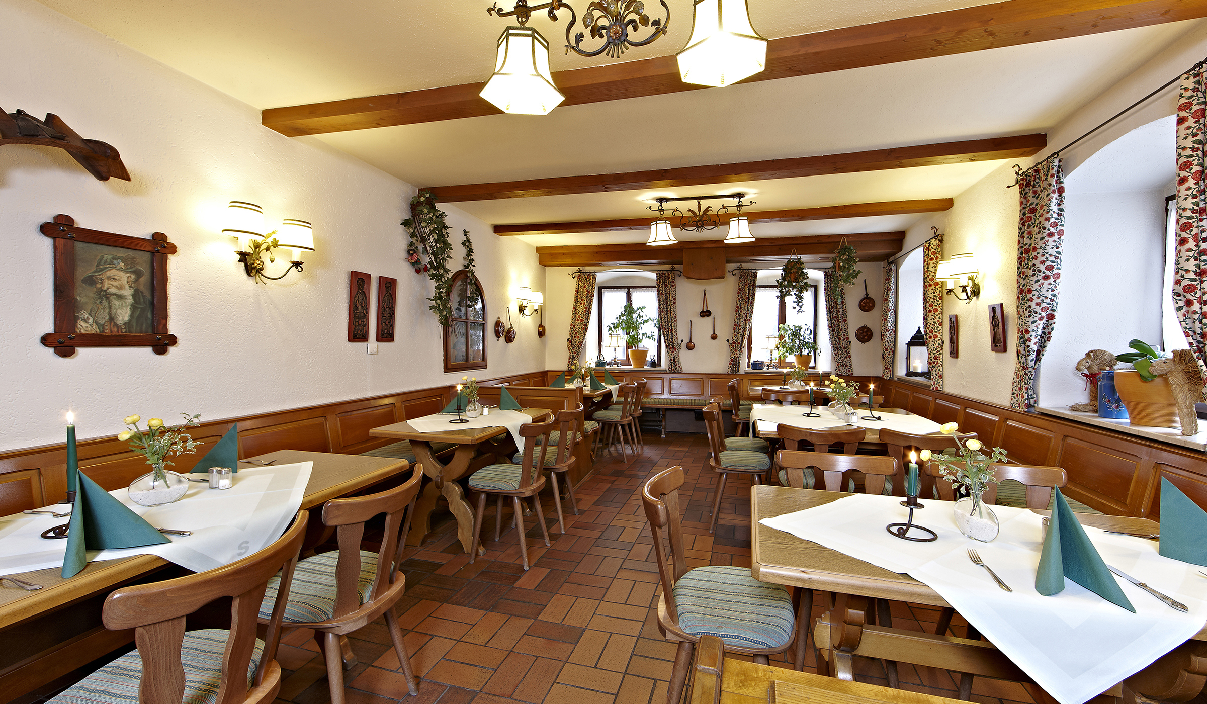 Gastronomy Hotel Drei Mohren Restaurant In Garmisch Partenkirchen