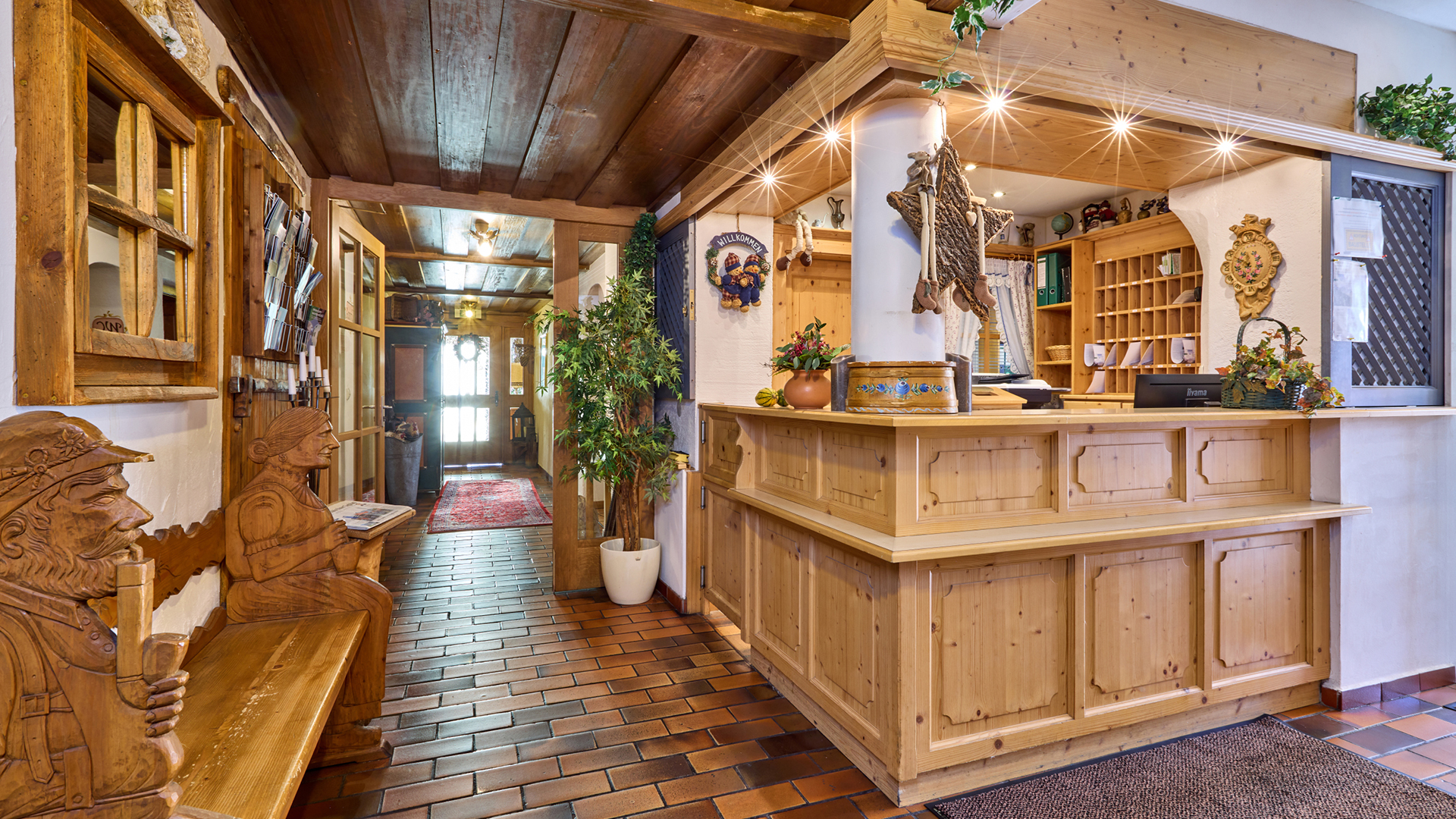 Rezeption im Hotel-Gasthof Drei Mohren